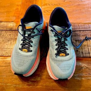 Hoka One One Bondi 7 ladies Size 9.5 D